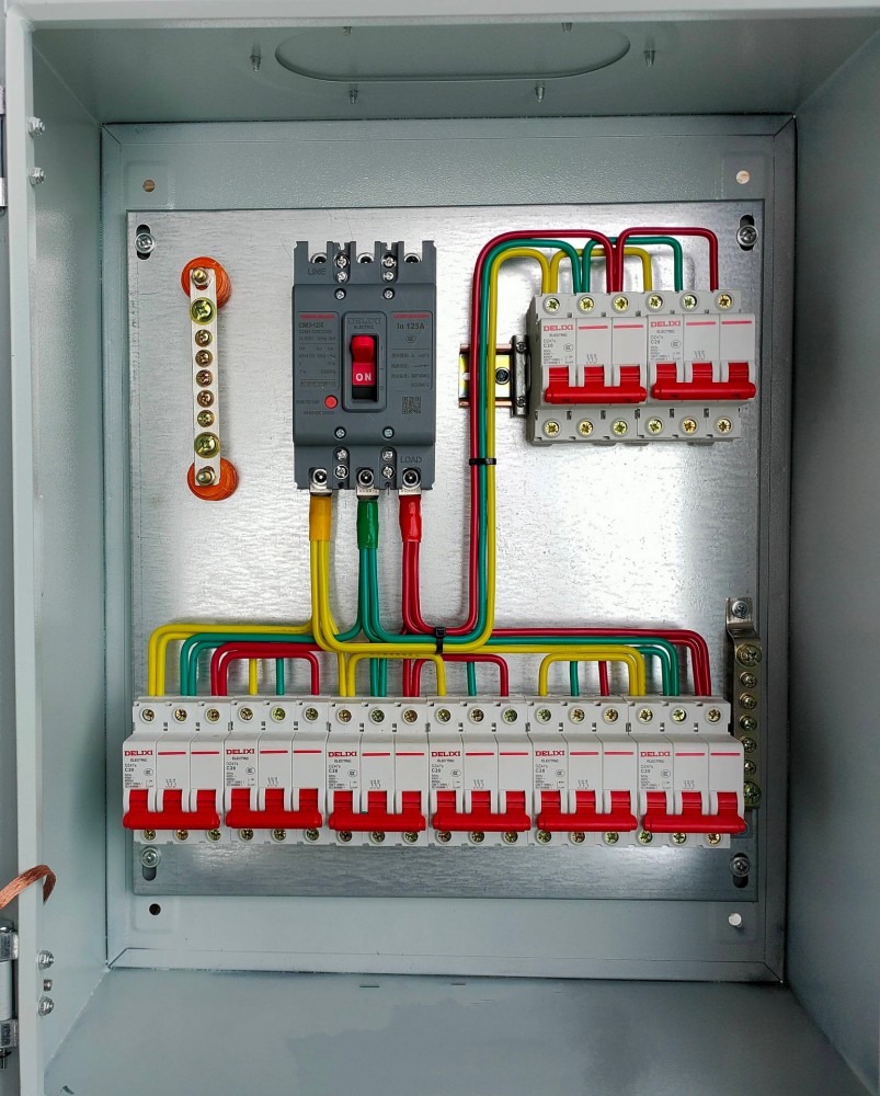 低压动力配电柜：工业电力的 “大管家”