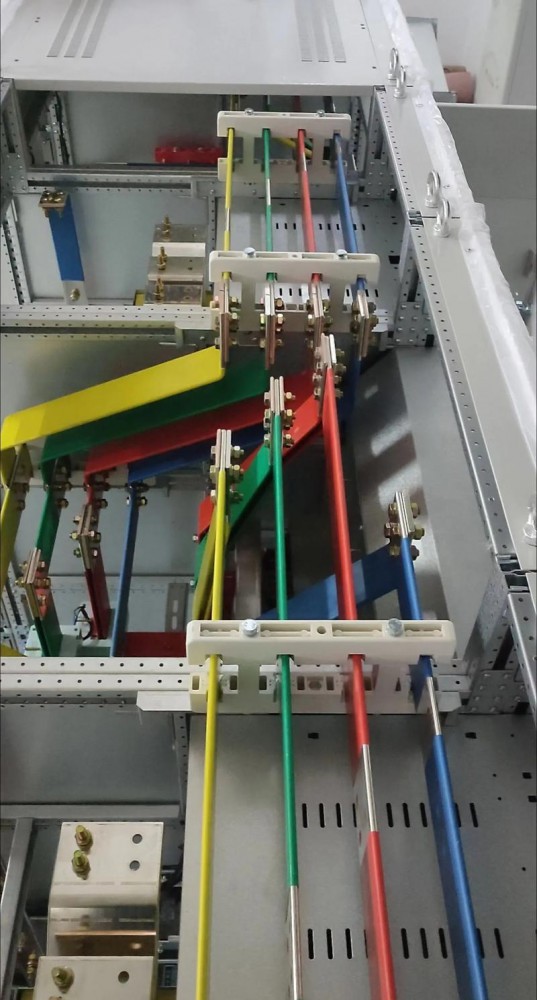 低压配电柜咋组成？模块、选型、维护